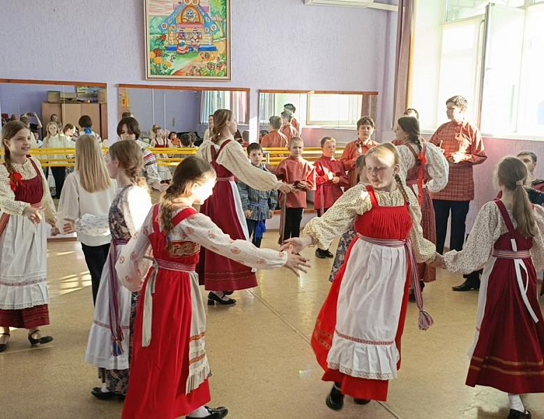 «А мы пели и плясали!!!».