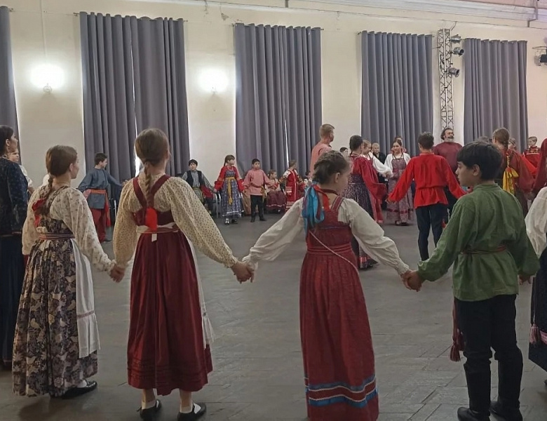 "Танцы и кадрили Саратовской области".