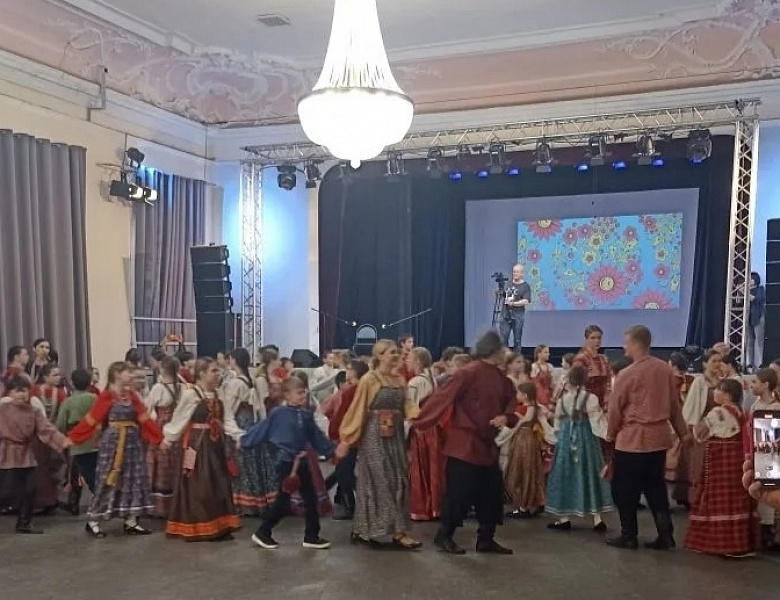 "Танцы и кадрили Саратовской области".